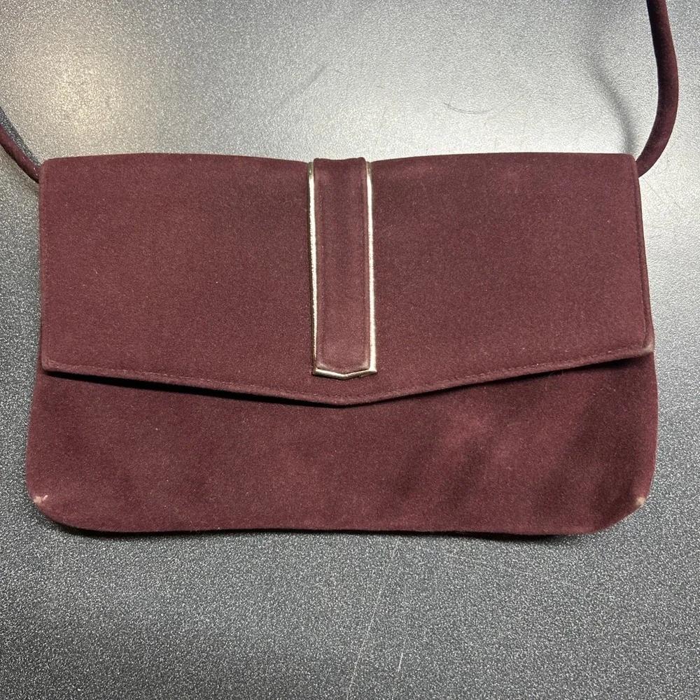 Vintage Burgundy Velvet Handbag Gold Trim Black Interior Elegant 80s 90s Classic